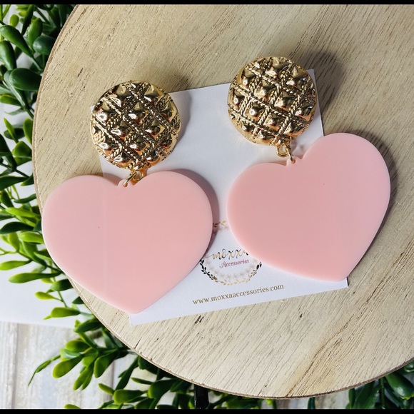 Corazon Earrings - Picture 2 of 3